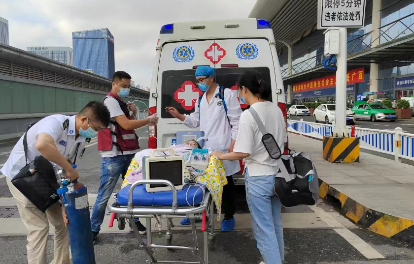 庆城县救护车出租公司